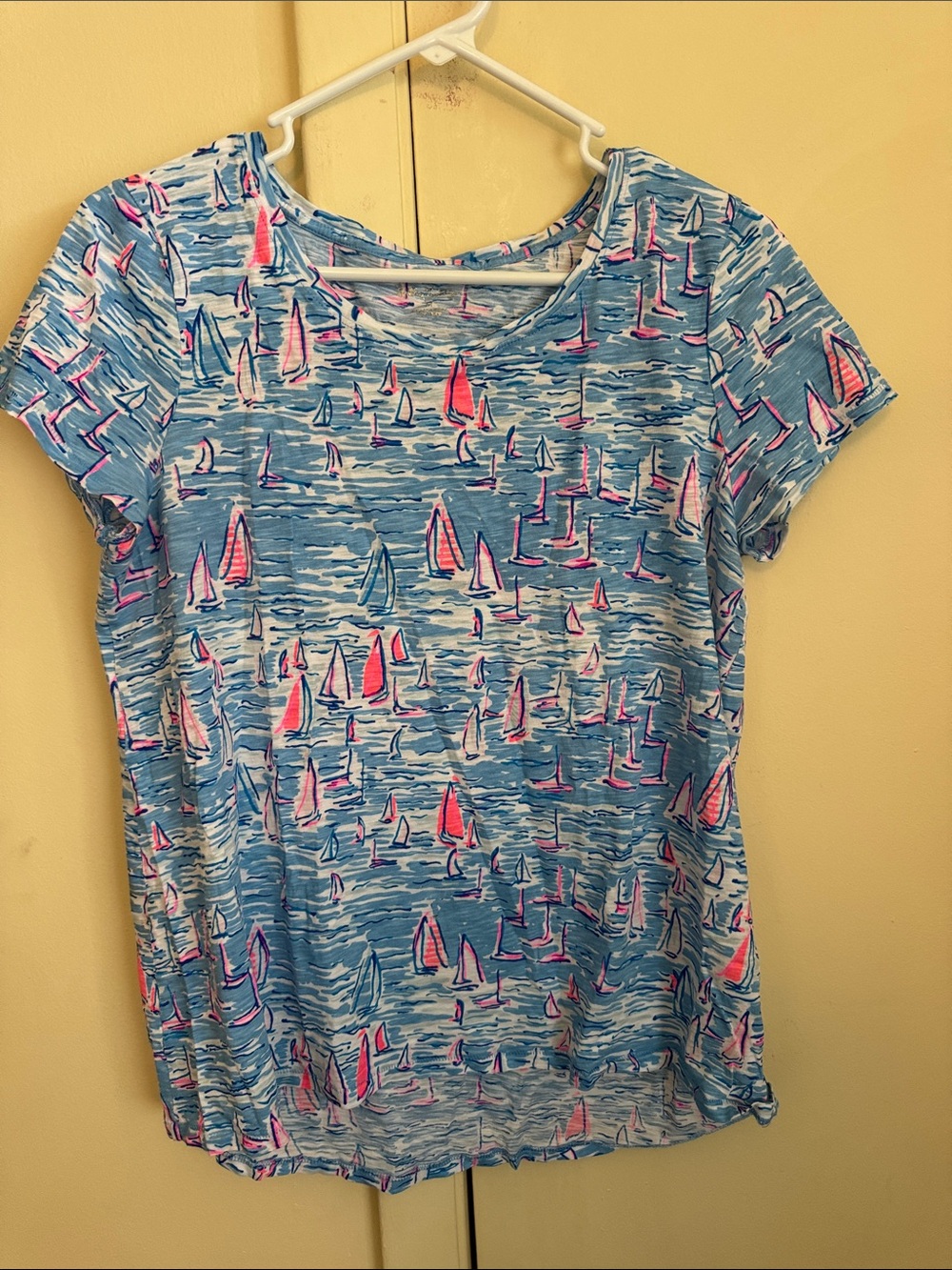 Lilly Pulitzer Blue Sailboat Print Short Sleeve Tee